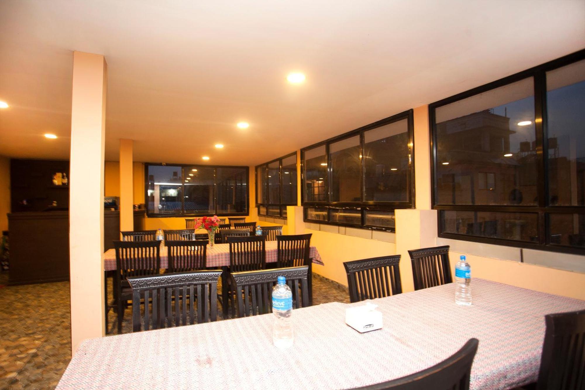 Kathmandu City Hotel Екстериор снимка