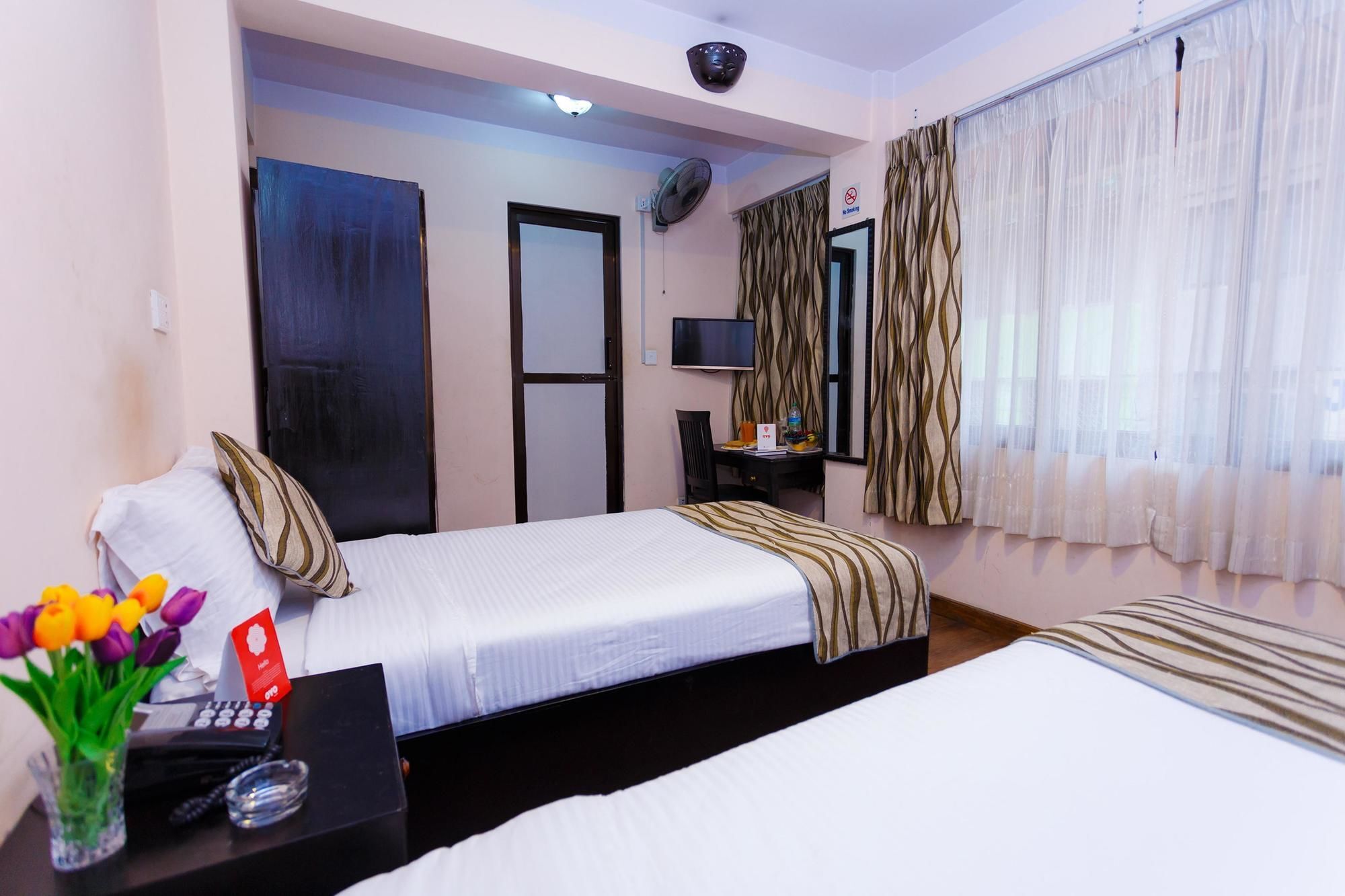 Kathmandu City Hotel Екстериор снимка