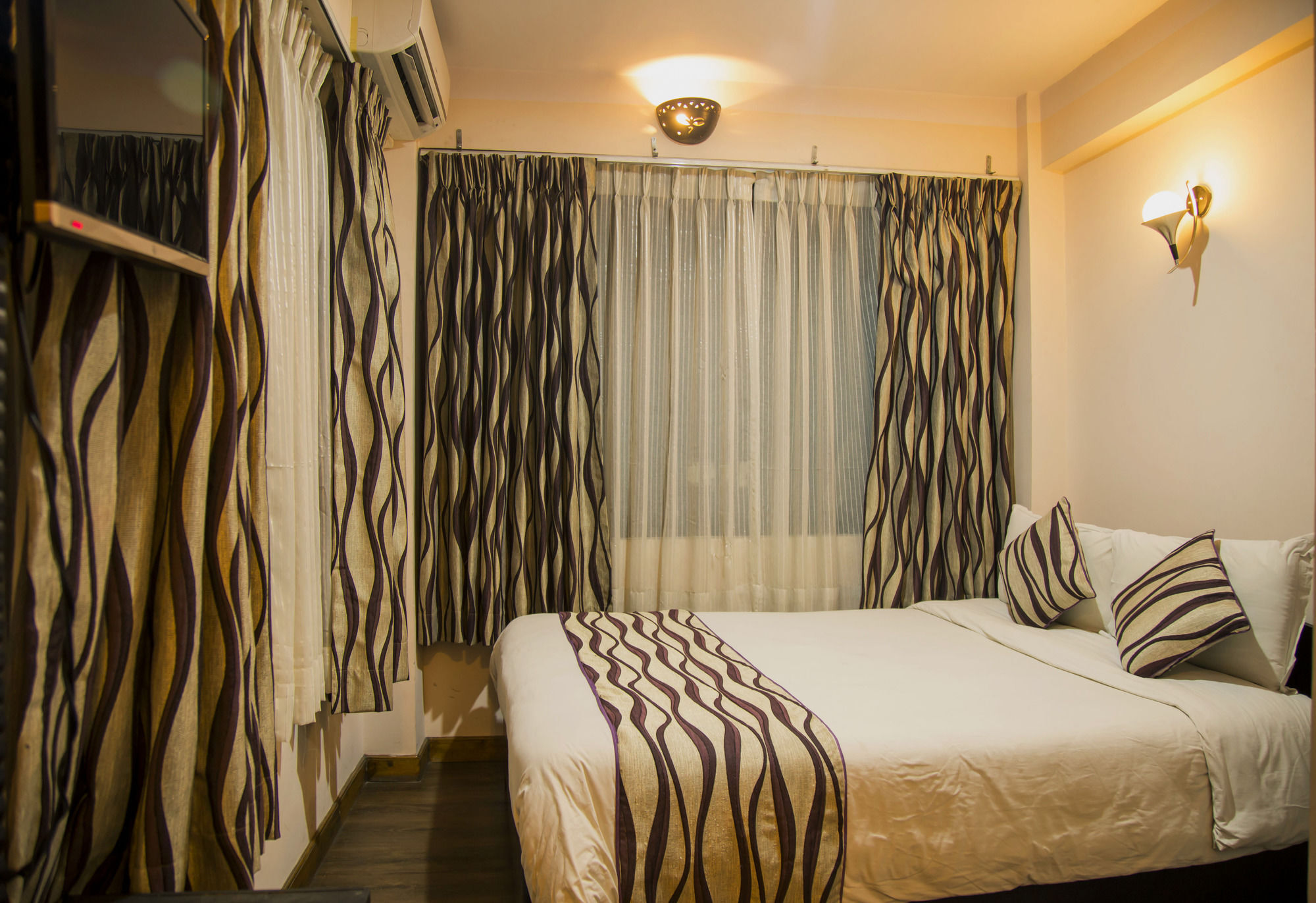 Kathmandu City Hotel Екстериор снимка