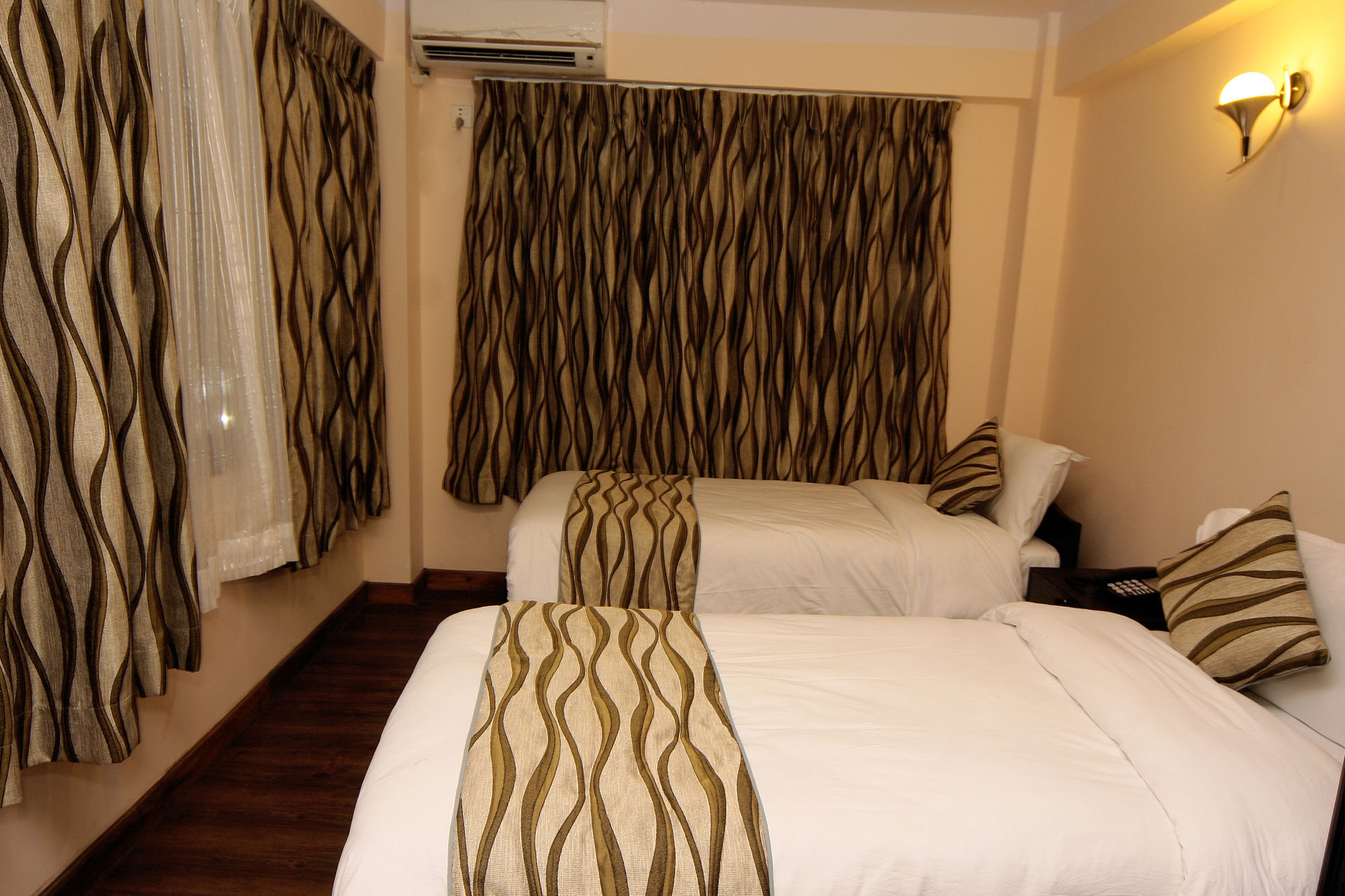 Kathmandu City Hotel Екстериор снимка